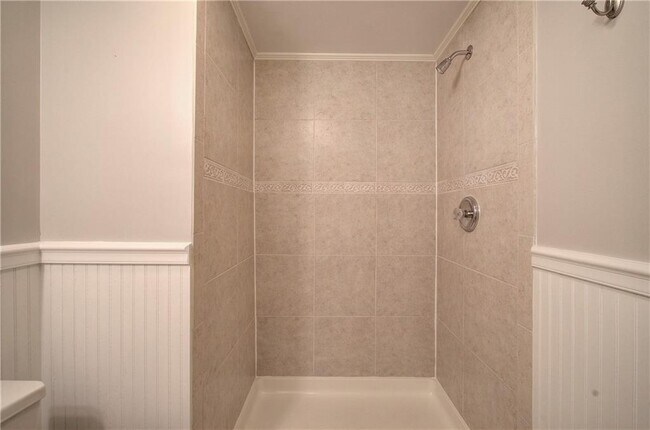 Building Photo - 2320 Starr Lake Dr NW