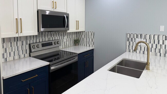 Building Photo - 5401 N Pecos St