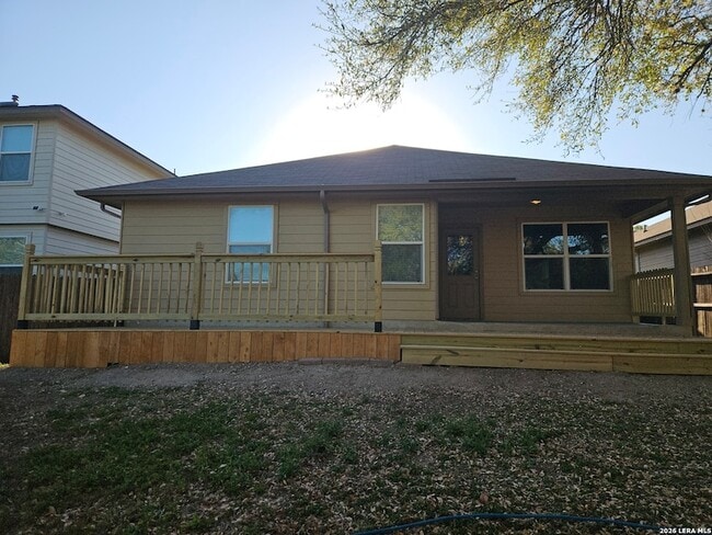 Building Photo - 446 Eastern Phoebe