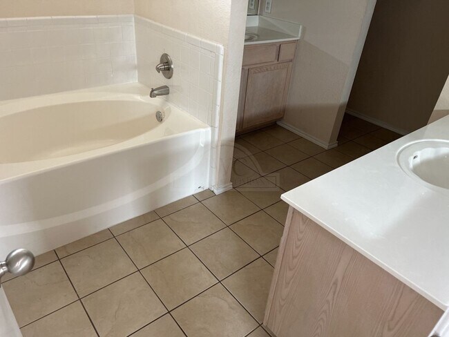 Building Photo - 3709 Frigate Dr