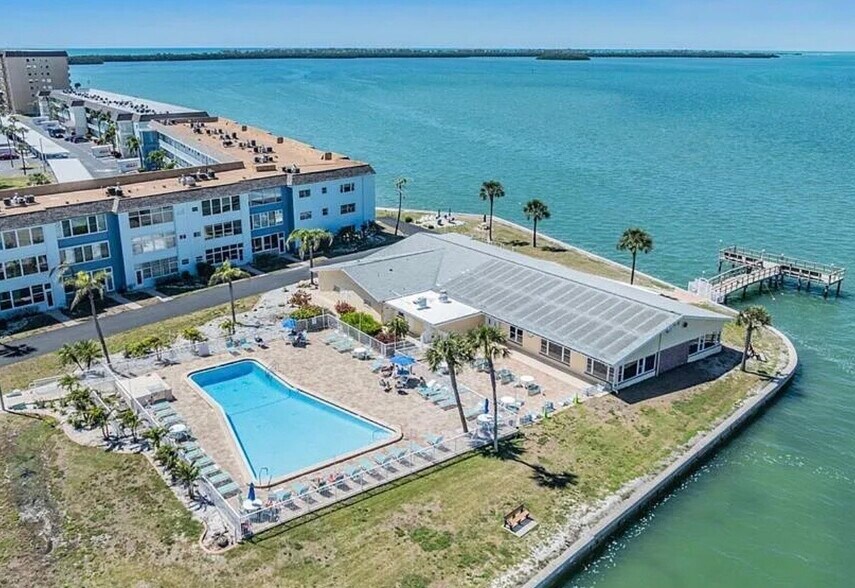 Building Photo - 9 Forbes Pl