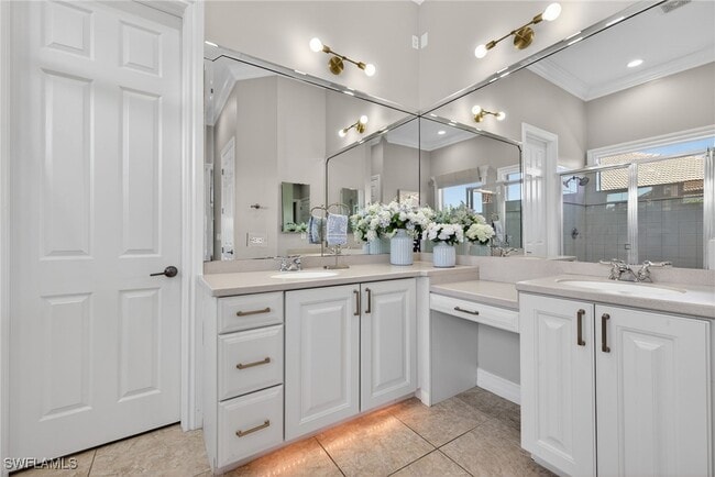 Building Photo - 24920 Divot Dr