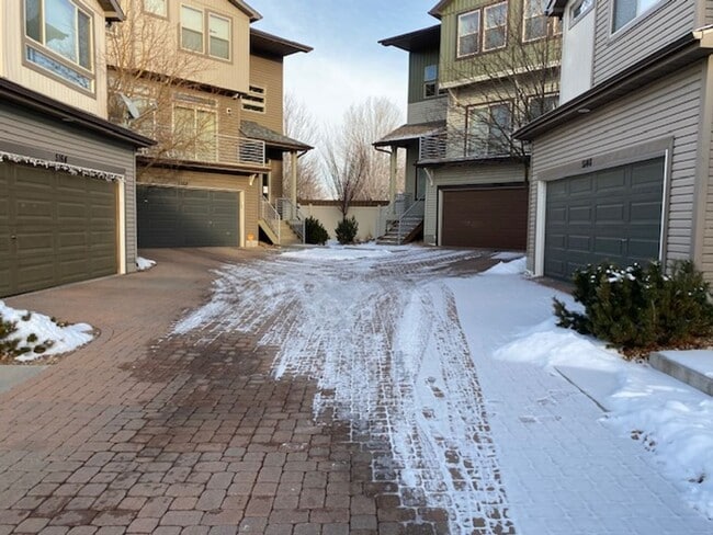 Building Photo - 5148 Andes Way