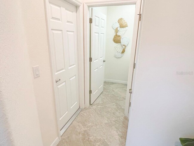 Building Photo - 9893 Haze Dr