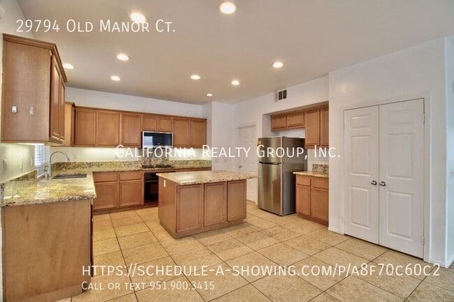 Building Photo - 29794 Old Manor Ct