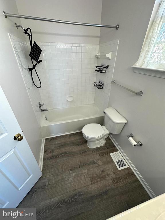 Building Photo - 14226 Hampshire Hall Ct