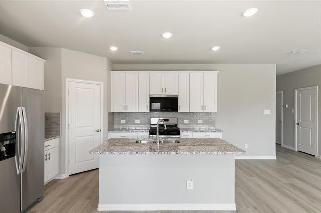 Building Photo - 811 Rosemary Hl Dr
