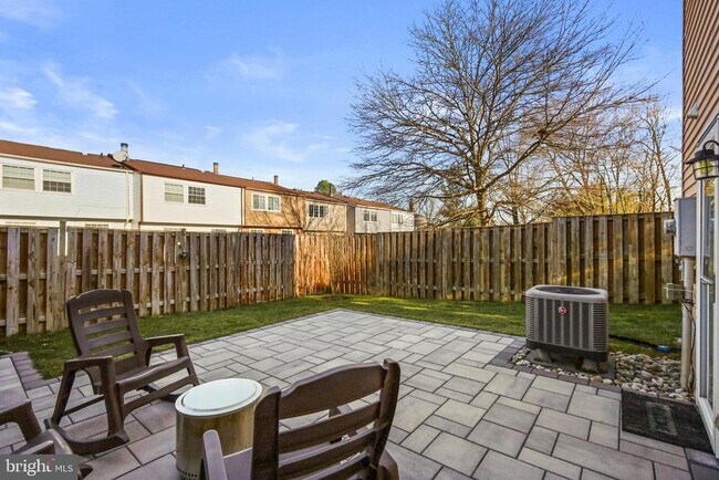 Building Photo - 5341 Harbor Ct Dr