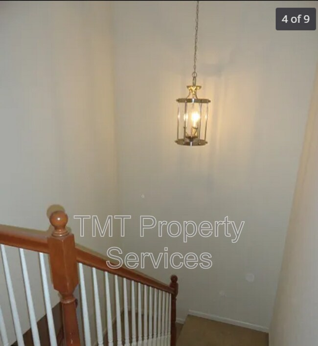 Building Photo - 3044 Enchanted Walk