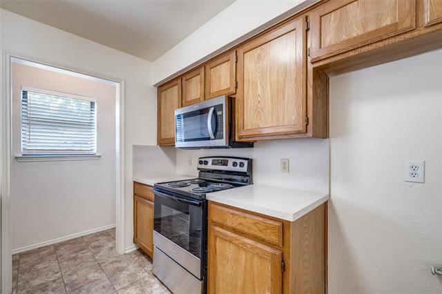 Building Photo - 2429 Kingsford Ct