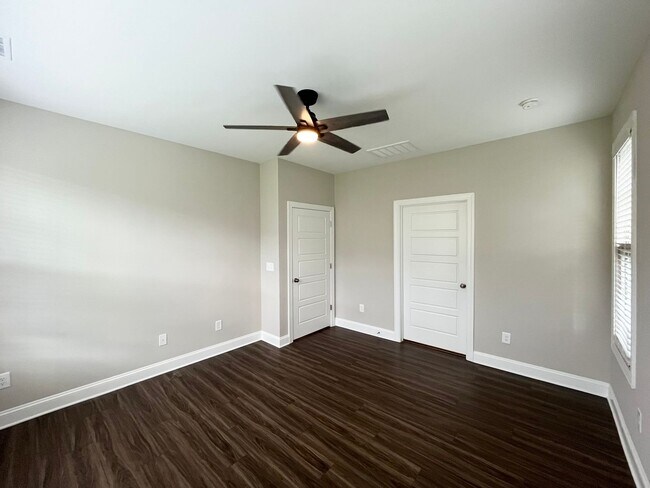 Building Photo - Newly Built 3BD, 2.5BA Durham Home Near Brier Creek, Interstates, and RDU Airport in an HOA Commu...