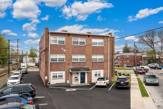 Building Photo - Cheswold Apartments in Drexel Hill