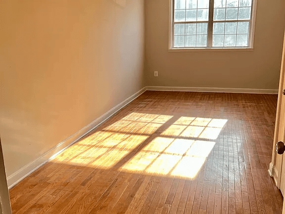 Building Photo - 758 209th St