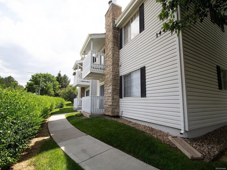 Building Photo - 14464 E Colorado Dr