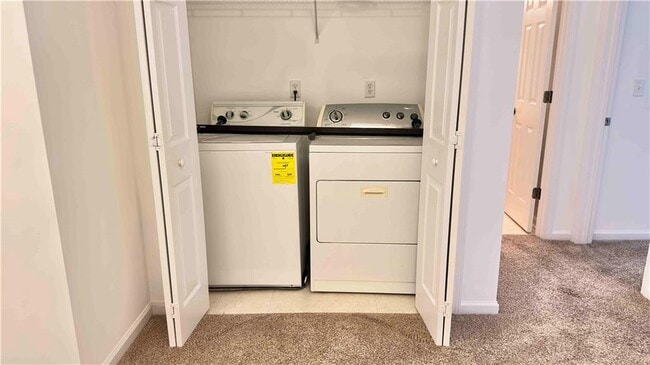 Building Photo - 6243 Shoreview Cir