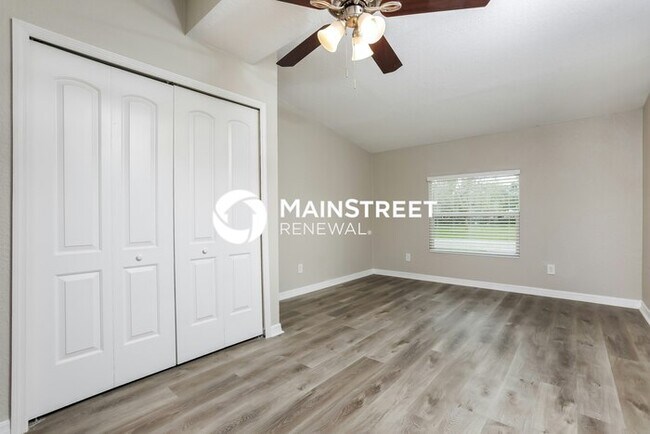 Building Photo - 3 Bedroom Pet-Friendly Home in SANFORD, FL with Main Street Renewal