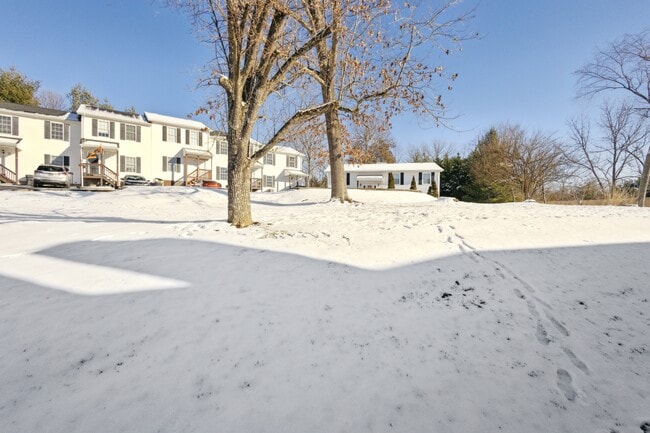 Building Photo - 2023 Weaver Pike