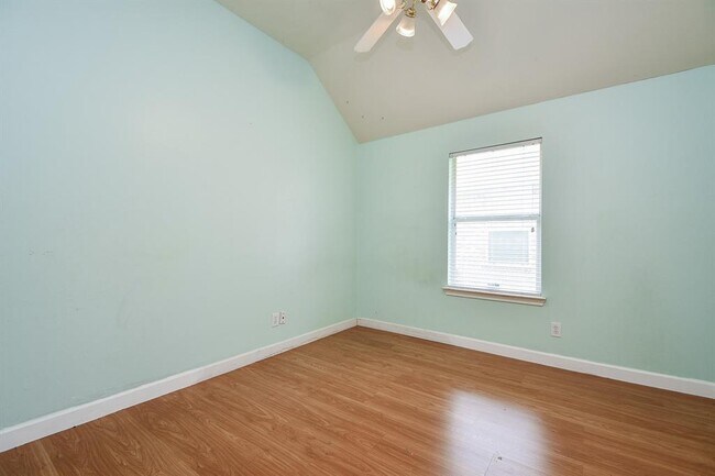 Building Photo - 24019 Hackberry Creek Dr