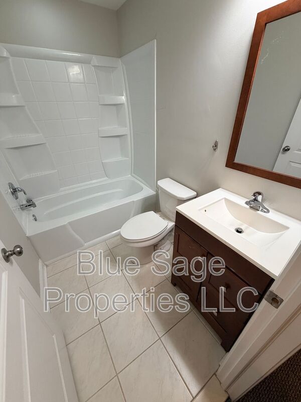 Building Photo - 432 E Baltimore Ave