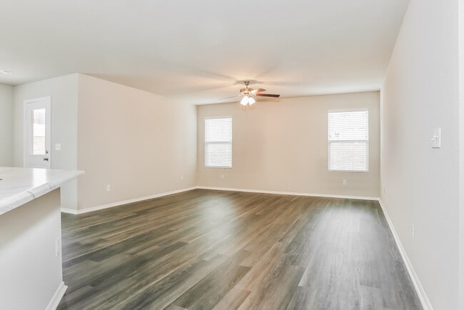 Building Photo - 3253 Sidell Estates Rd