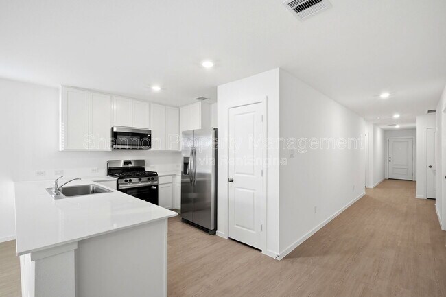 Building Photo - 25585 Rose Creek Dr