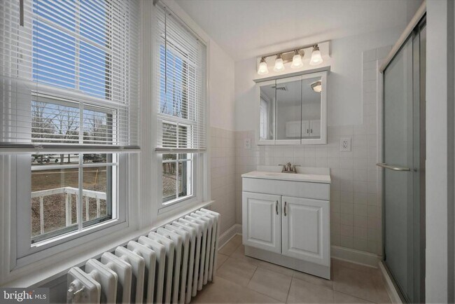 Building Photo - 304 King of Prussia Rd