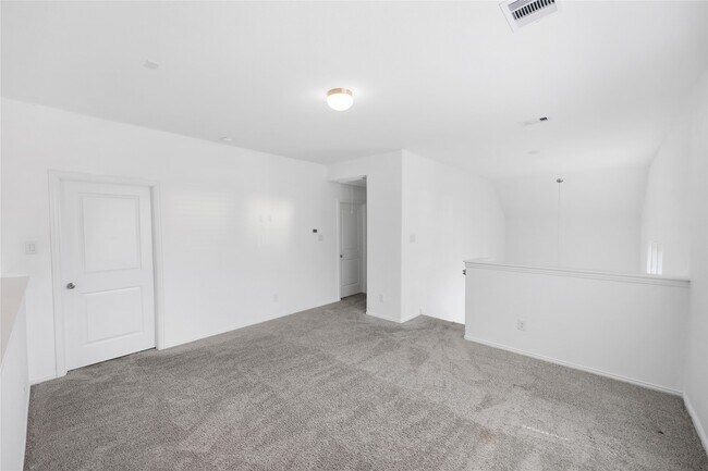 Building Photo - 29897 Dovetail Blf Ln