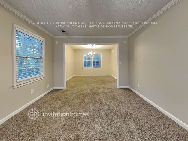 Building Photo - 990 Thousand Oaks Dr