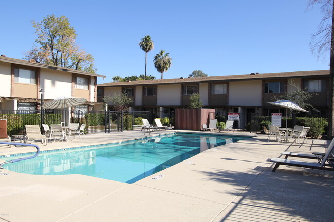Building Photo - 4701 N 68th St