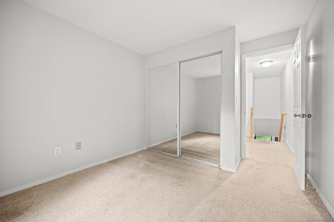 Building Photo - 45 Conestoga Way