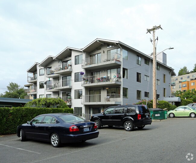 Building Photo - Magnolia View