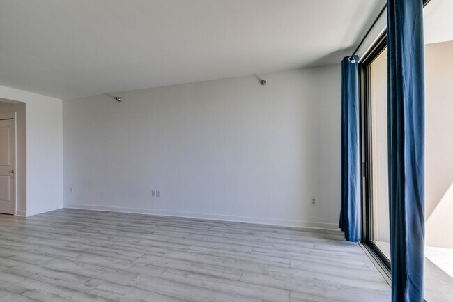 Building Photo - 29 Montelago Blvd