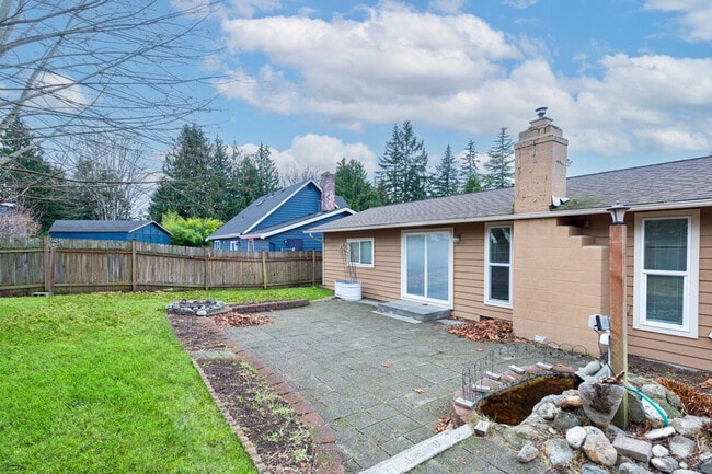 Building Photo - 530 Hubbard Rd