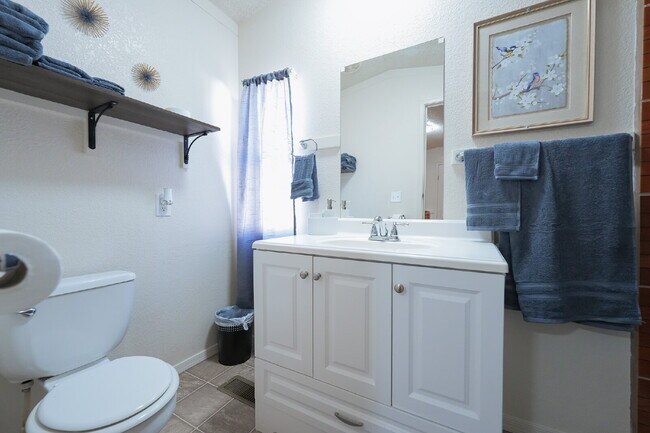 Building Photo - The Modern Southwest Nest | 2-Bedroom/2 Bath Home