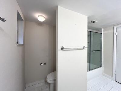 Building Photo - 4215 N University Dr