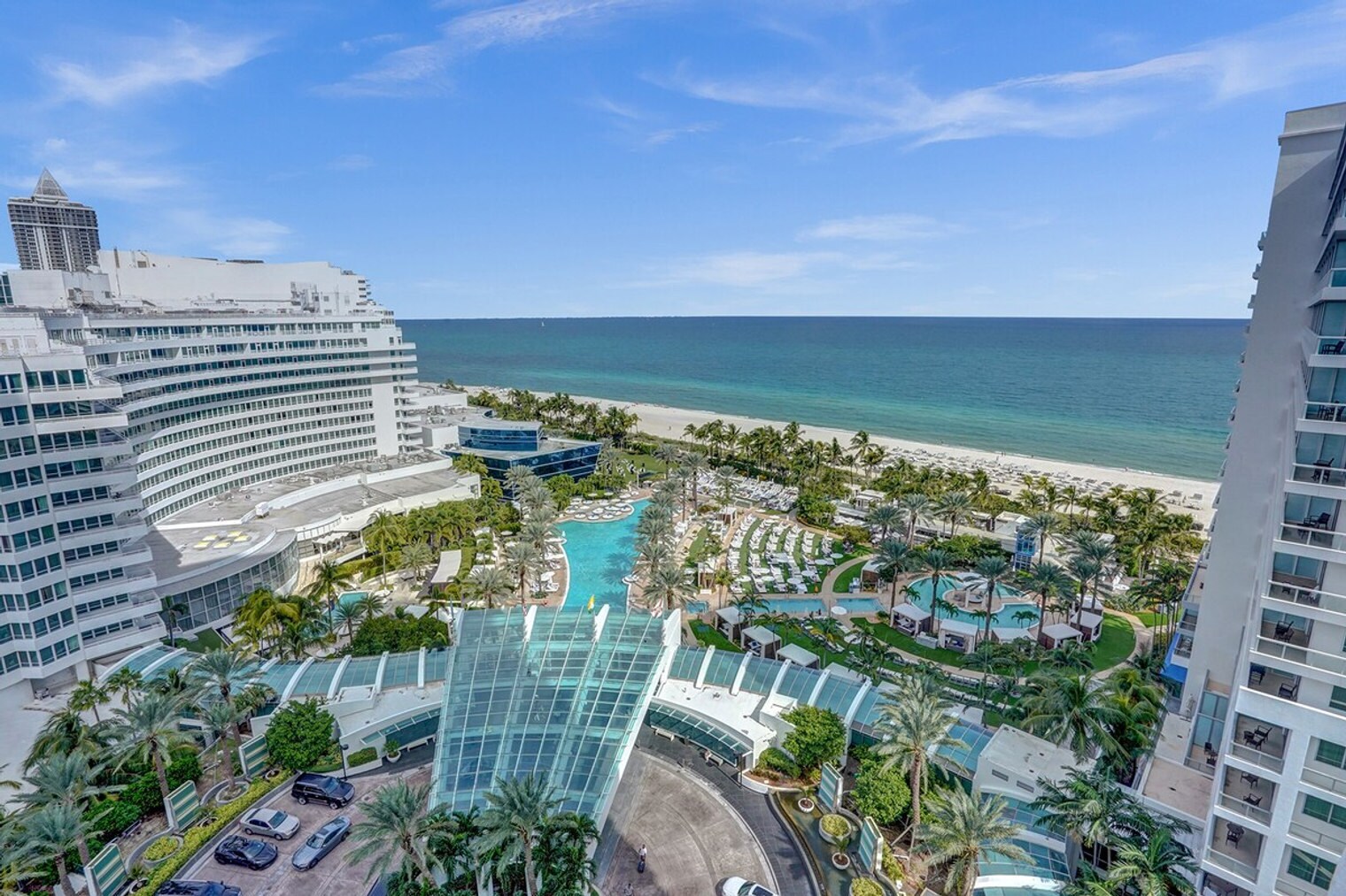 Building Photo - 4401 Collins Ave