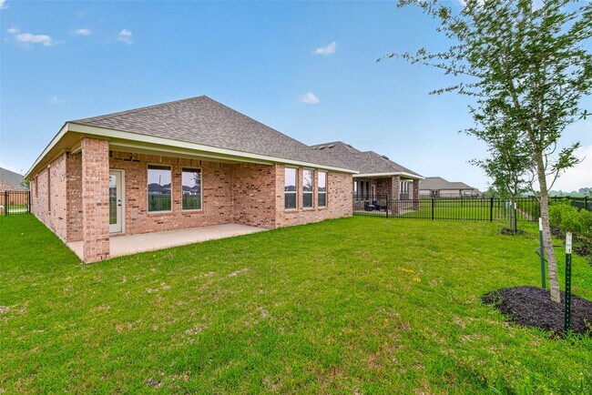 Building Photo - 2216 Inglenook Grv Dr