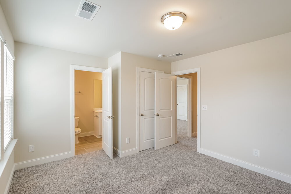Building Photo - 1701 Tahoma Dr