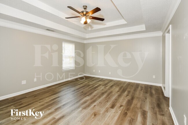 Building Photo - 169 Freedom Dr