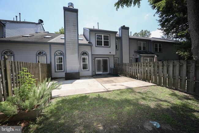 Building Photo - 178 Kettlebrook Dr
