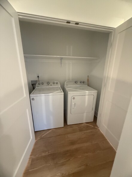 Building Photo - 213 W Palmetto St