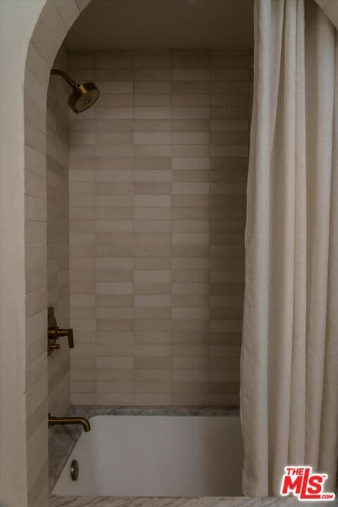 Building Photo - 1130 El Paso Dr