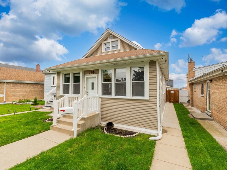 Primary Photo - 3525 S 52nd Ct