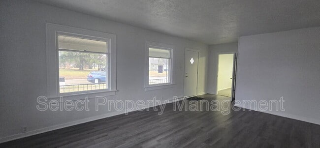 Building Photo - 7006 Elzey St