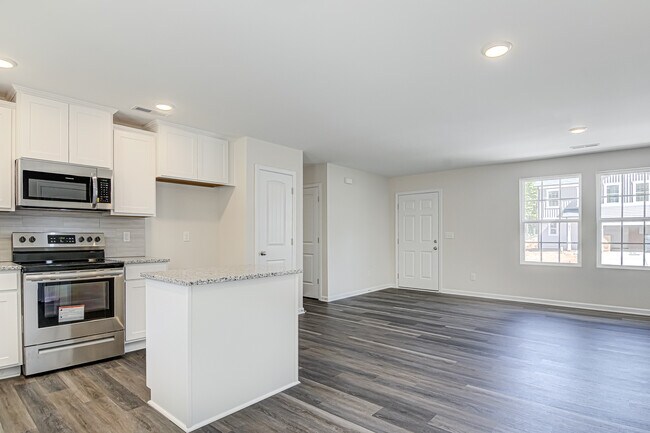 Building Photo - 3155 Misty Ridge Dr