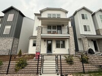 Building Photo - 2143 Arikaree Hts