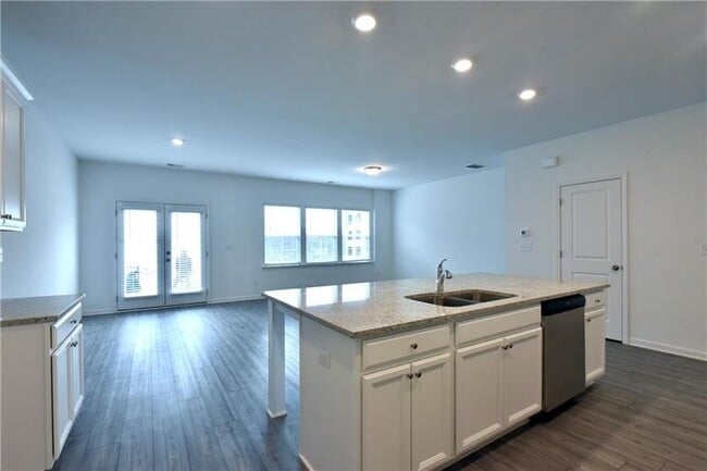 Building Photo - 572 Sausalito Walk