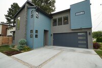 Building Photo - 4314 W Clark St