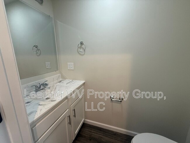 Building Photo - 46 Christian Ct