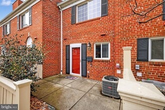 Building Photo - 1455 VA-401